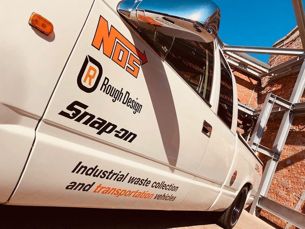 北摂看板・サインデザイン_吹田市江坂のデザイン事務所