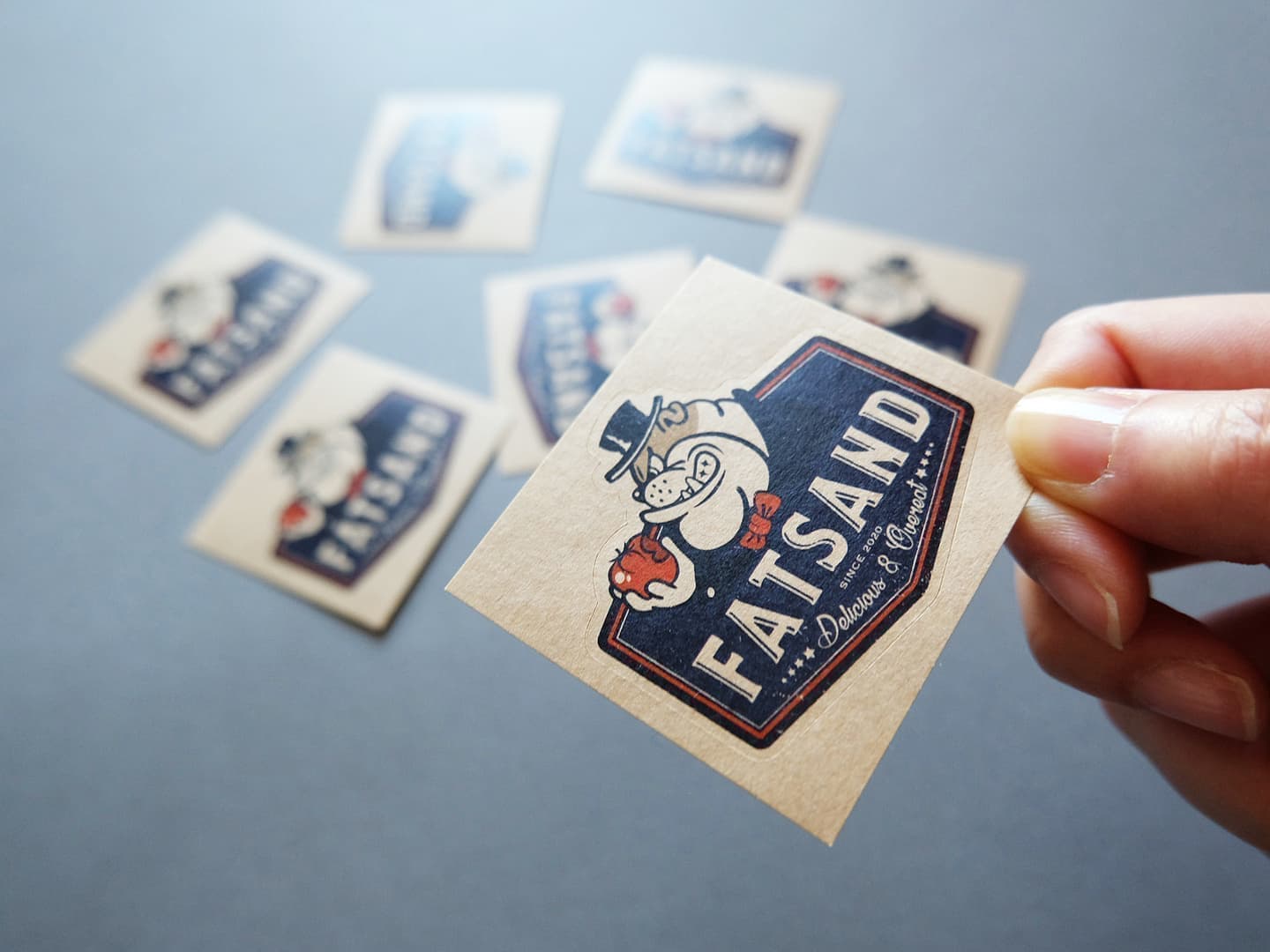 北摂ステッカーデザイン_吹田市江坂のデザイン事務所