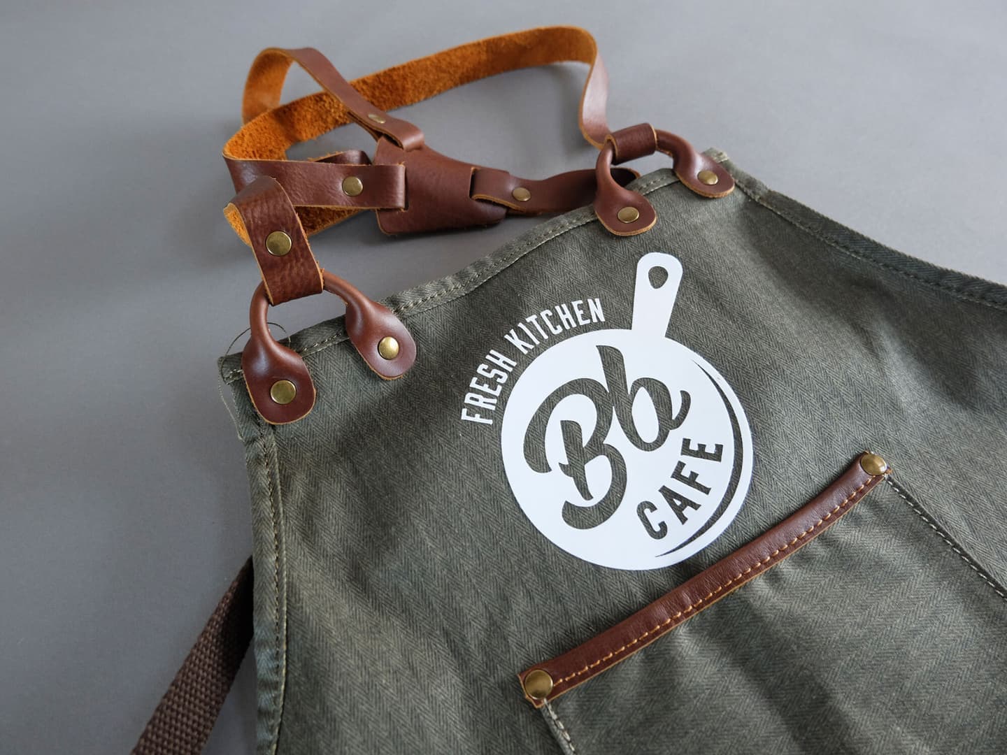 北摂名刺デザイン_吹田市江坂のデザイン事務所